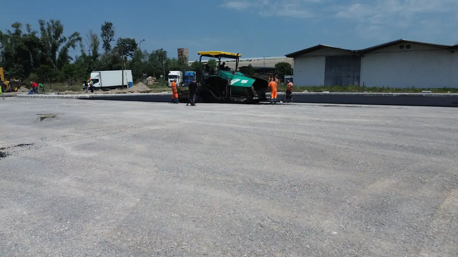 Asfaltiranje površine od 5.000 m² – teretni parking