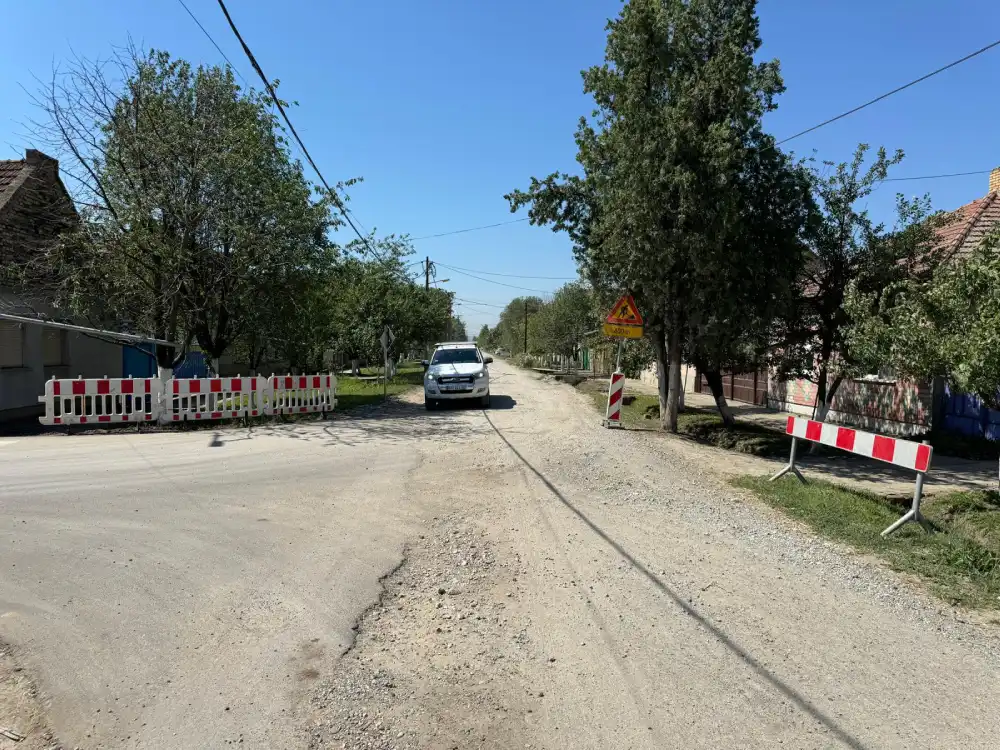 Masarikova ulica Kisač — moderan kolovoz nakon rekonstrukcije