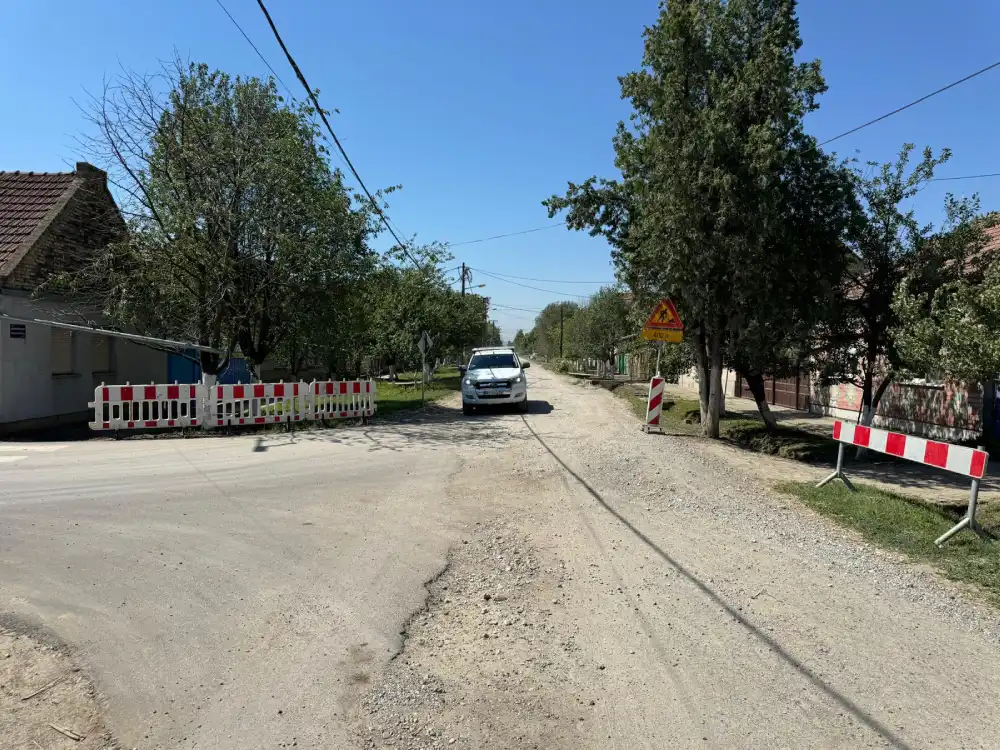 Pogled na deonicu Masarikove ulice sa novim kolovozom